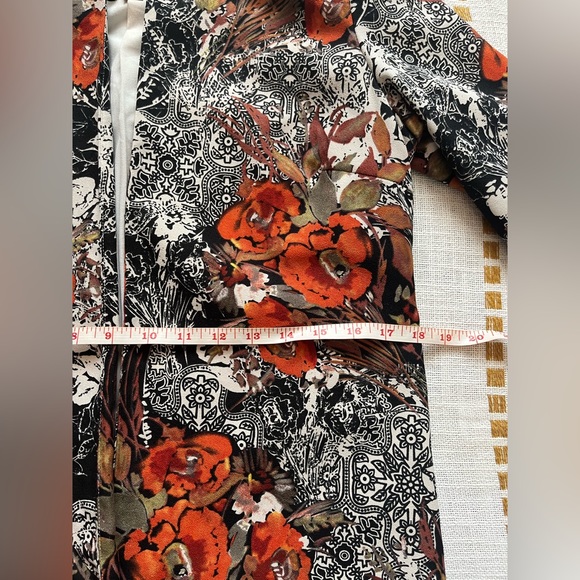 Long Floral Collarless Blazer Jacket - Picture 8 of 12